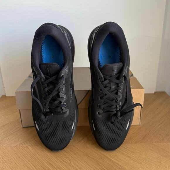 Brooks Ghost 15 ‘Triple Black’ Men Running Sneakers- SZ 10